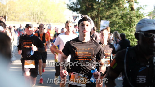 Marathon_Cheverny2025_Dimanche_Passage_CentreVille/2025CHEVERNY_VILLE_001090.JPG