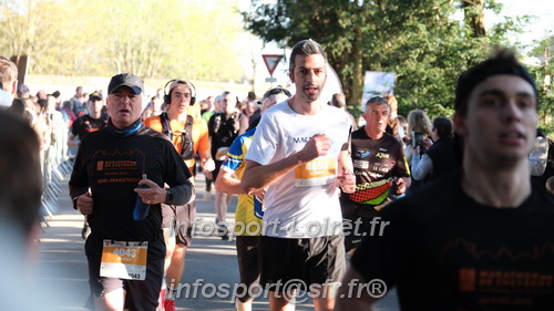 Marathon_Cheverny2025_Dimanche_Passage_CentreVille/2025CHEVERNY_VILLE_001091.JPG