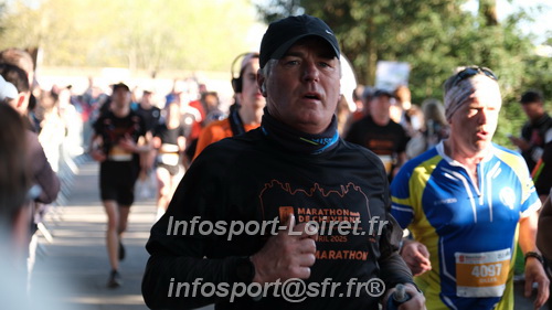 Marathon_Cheverny2025_Dimanche_Passage_CentreVille/2025CHEVERNY_VILLE_001092.JPG