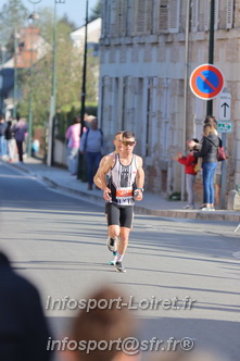 Marathon_Cheverny2025_Dimanche_Passage_CentreVille/2025CHEVERNY_VILLE_001138.JPG