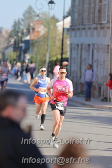 Marathon_Cheverny2025_Dimanche_Passage_CentreVille/2025CHEVERNY_VILLE_001142.JPG