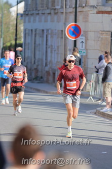 Marathon_Cheverny2025_Dimanche_Passage_CentreVille/2025CHEVERNY_VILLE_001151.JPG