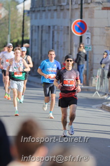 Marathon_Cheverny2025_Dimanche_Passage_CentreVille/2025CHEVERNY_VILLE_001154.JPG