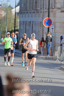 Marathon_Cheverny2025_Dimanche_Passage_CentreVille/2025CHEVERNY_VILLE_001159.JPG