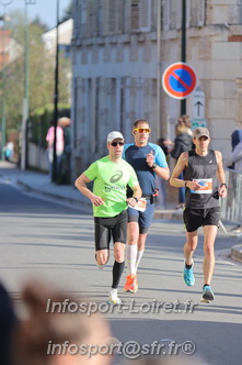 Marathon_Cheverny2025_Dimanche_Passage_CentreVille/2025CHEVERNY_VILLE_001162.JPG