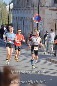 Marathon_Cheverny2025_Dimanche_Passage_CentreVille/2025CHEVERNY_VILLE_001177.JPG