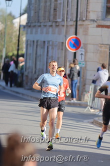 Marathon_Cheverny2025_Dimanche_Passage_CentreVille/2025CHEVERNY_VILLE_001180.JPG