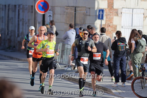 Marathon_Cheverny2025_Dimanche_Passage_CentreVille/2025CHEVERNY_VILLE_001186.JPG
