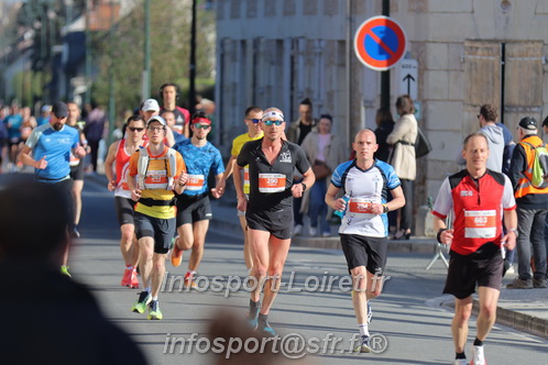 Marathon_Cheverny2025_Dimanche_Passage_CentreVille/2025CHEVERNY_VILLE_001195.JPG
