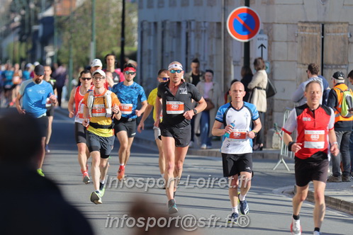 Marathon_Cheverny2025_Dimanche_Passage_CentreVille/2025CHEVERNY_VILLE_001196.JPG