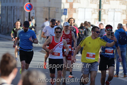 Marathon_Cheverny2025_Dimanche_Passage_CentreVille/2025CHEVERNY_VILLE_001200.JPG