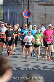 Marathon_Cheverny2025_Dimanche_Passage_CentreVille/2025CHEVERNY_VILLE_001204.JPG
