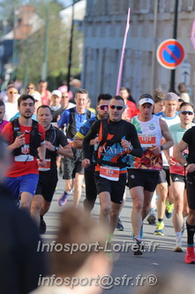 Marathon_Cheverny2025_Dimanche_Passage_CentreVille/2025CHEVERNY_VILLE_001208.JPG