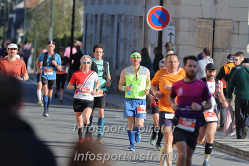 Marathon_Cheverny2025_Dimanche_Passage_CentreVille/2025CHEVERNY_VILLE_001217.JPG