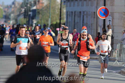 Marathon_Cheverny2025_Dimanche_Passage_CentreVille/2025CHEVERNY_VILLE_001223.JPG