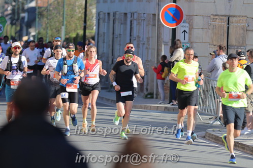 Marathon_Cheverny2025_Dimanche_Passage_CentreVille/2025CHEVERNY_VILLE_001227.JPG