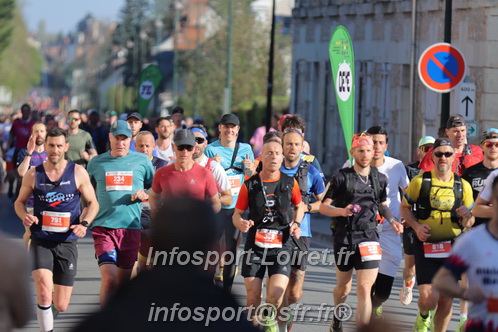 Marathon_Cheverny2025_Dimanche_Passage_CentreVille/2025CHEVERNY_VILLE_001231.JPG
