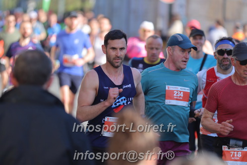 Marathon_Cheverny2025_Dimanche_Passage_CentreVille/2025CHEVERNY_VILLE_001232.JPG