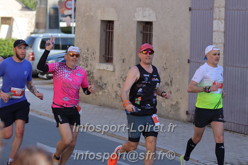 Marathon_Cheverny2025_Dimanche_Passage_CentreVille/2025CHEVERNY_VILLE_001236.JPG