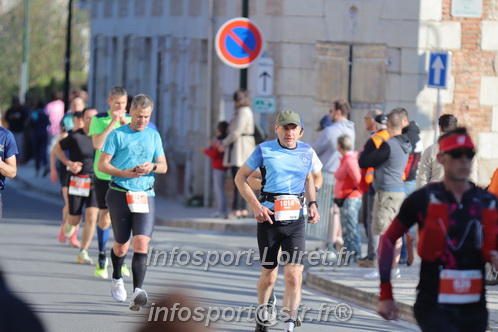 Marathon_Cheverny2025_Dimanche_Passage_CentreVille/2025CHEVERNY_VILLE_001241.JPG