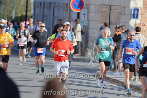 Marathon_Cheverny2025_Dimanche_Passage_CentreVille/2025CHEVERNY_VILLE_001245.JPG