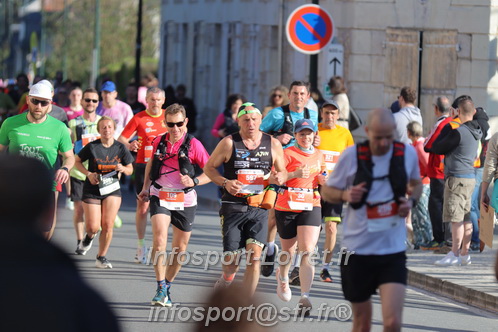 Marathon_Cheverny2025_Dimanche_Passage_CentreVille/2025CHEVERNY_VILLE_001251.JPG