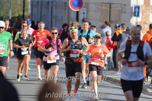 Marathon_Cheverny2025_Dimanche_Passage_CentreVille/2025CHEVERNY_VILLE_001252.JPG