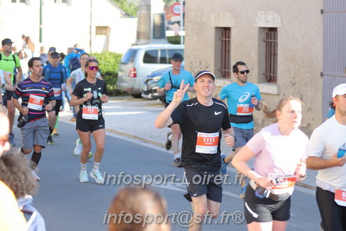 Marathon_Cheverny2025_Dimanche_Passage_CentreVille/2025CHEVERNY_VILLE_001260.JPG