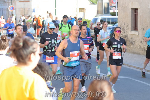 Marathon_Cheverny2025_Dimanche_Passage_CentreVille/2025CHEVERNY_VILLE_001261.JPG