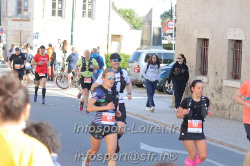 Marathon_Cheverny2025_Dimanche_Passage_CentreVille/2025CHEVERNY_VILLE_001264.JPG