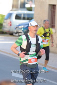 Marathon_Cheverny2025_Dimanche_Passage_CentreVille/2025CHEVERNY_VILLE_001278.JPG