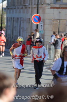 Marathon_Cheverny2025_Dimanche_Passage_CentreVille/2025CHEVERNY_VILLE_001289.JPG