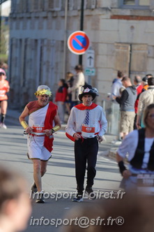 Marathon_Cheverny2025_Dimanche_Passage_CentreVille/2025CHEVERNY_VILLE_001290.JPG
