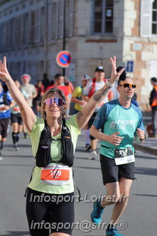 Marathon_Cheverny2025_Dimanche_Passage_CentreVille/2025CHEVERNY_VILLE_001305.JPG