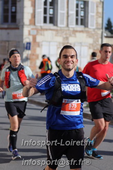 Marathon_Cheverny2025_Dimanche_Passage_CentreVille/2025CHEVERNY_VILLE_001306.JPG