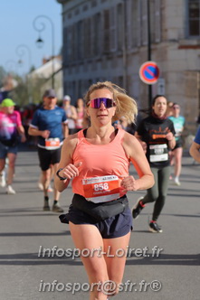 Marathon_Cheverny2025_Dimanche_Passage_CentreVille/2025CHEVERNY_VILLE_001311.JPG