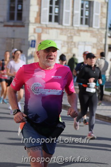 Marathon_Cheverny2025_Dimanche_Passage_CentreVille/2025CHEVERNY_VILLE_001314.JPG