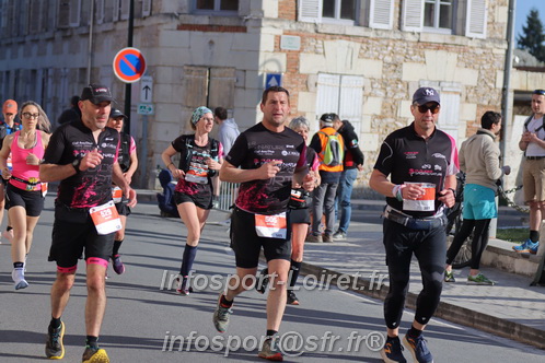 Marathon_Cheverny2025_Dimanche_Passage_CentreVille/2025CHEVERNY_VILLE_001342.JPG