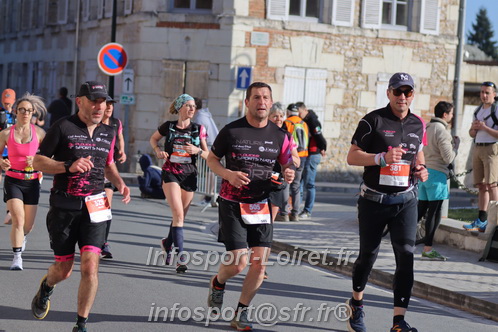 Marathon_Cheverny2025_Dimanche_Passage_CentreVille/2025CHEVERNY_VILLE_001343.JPG