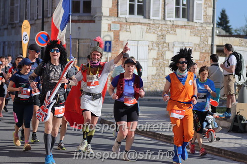 Marathon_Cheverny2025_Dimanche_Passage_CentreVille/2025CHEVERNY_VILLE_001363.JPG