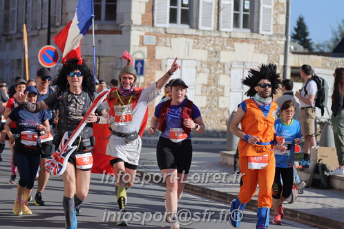 Marathon_Cheverny2025_Dimanche_Passage_CentreVille/2025CHEVERNY_VILLE_001365.JPG
