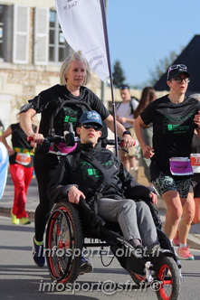 Marathon_Cheverny2025_Dimanche_Passage_CentreVille/2025CHEVERNY_VILLE_001386.JPG