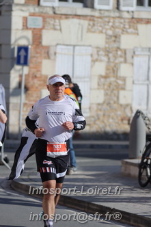 Marathon_Cheverny2025_Dimanche_Passage_CentreVille/2025CHEVERNY_VILLE_001392.JPG