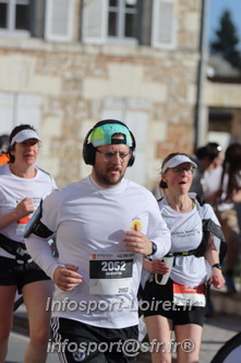 Marathon_Cheverny2025_Dimanche_Passage_CentreVille/2025CHEVERNY_VILLE_001396.JPG