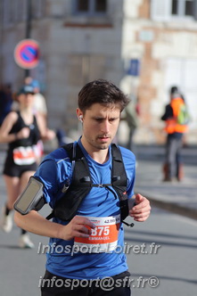 Marathon_Cheverny2025_Dimanche_Passage_CentreVille/2025CHEVERNY_VILLE_001411.JPG