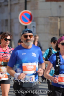 Marathon_Cheverny2025_Dimanche_Passage_CentreVille/2025CHEVERNY_VILLE_001422.JPG