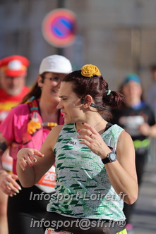 Marathon_Cheverny2025_Dimanche_Passage_CentreVille/2025CHEVERNY_VILLE_001427.JPG