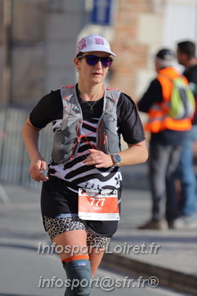Marathon_Cheverny2025_Dimanche_Passage_CentreVille/2025CHEVERNY_VILLE_001441.JPG