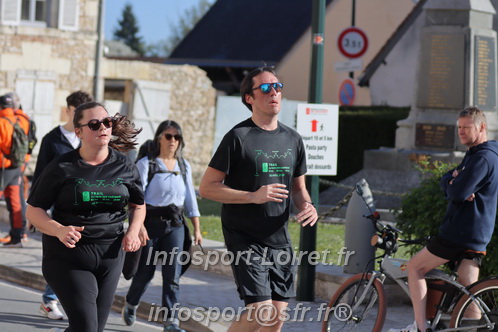 Marathon_Cheverny2025_Dimanche_Passage_CentreVille/2025CHEVERNY_VILLE_001454.JPG