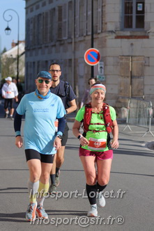 Marathon_Cheverny2025_Dimanche_Passage_CentreVille/2025CHEVERNY_VILLE_001461.JPG